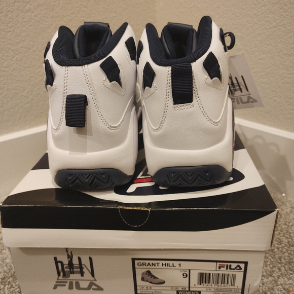 FILA GRANT HILL 1  WHITE,RED,BLUE WOMEN'S  SHOES  NEW! - Picture 3 of 8